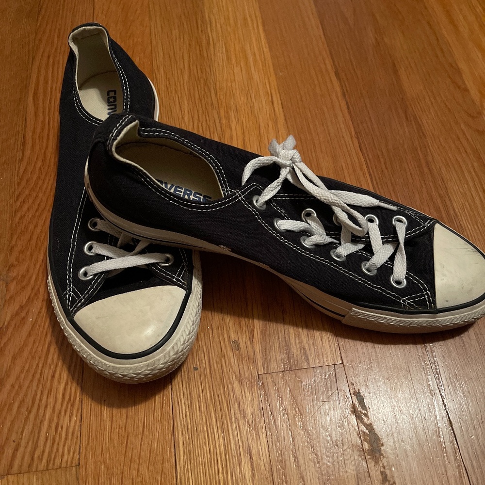 Women’s sneakers